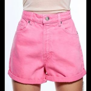 BNWT Hot pink Zara mom shorts sz. 38